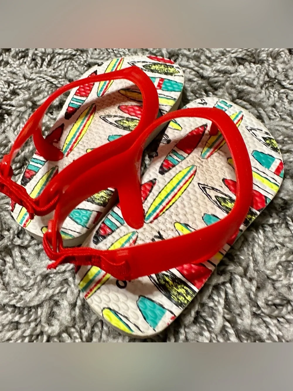 Old Navy Red Strap Kids Flip Flops with Surfboard Print